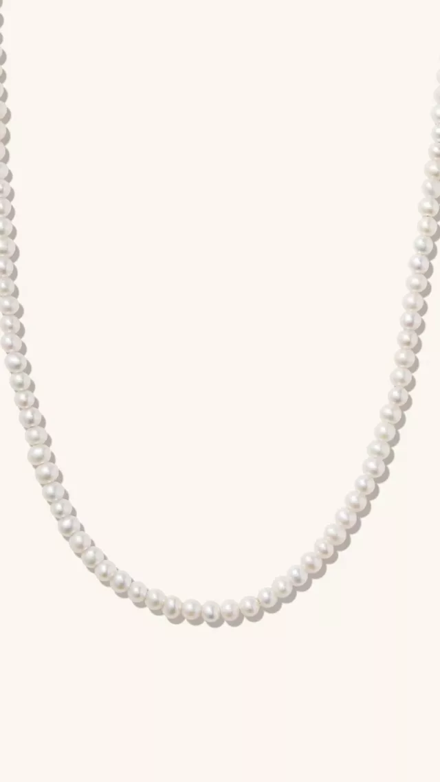 Essential Pearl Necklace yellow