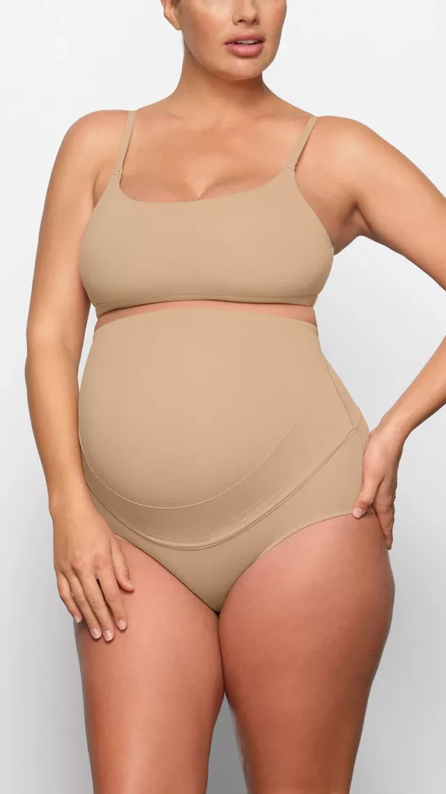 Fits everybody maternity high-waisted brief clay
