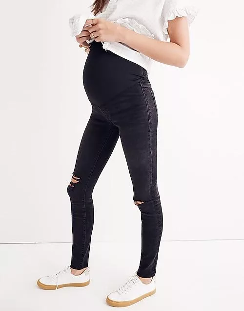 Maternity over-the-belly skinny jeans in black sea