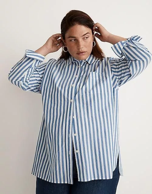 The plus signature poplin oversized shirt in springy stripe Blue