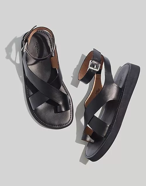 The natasha flatform sandal True Black