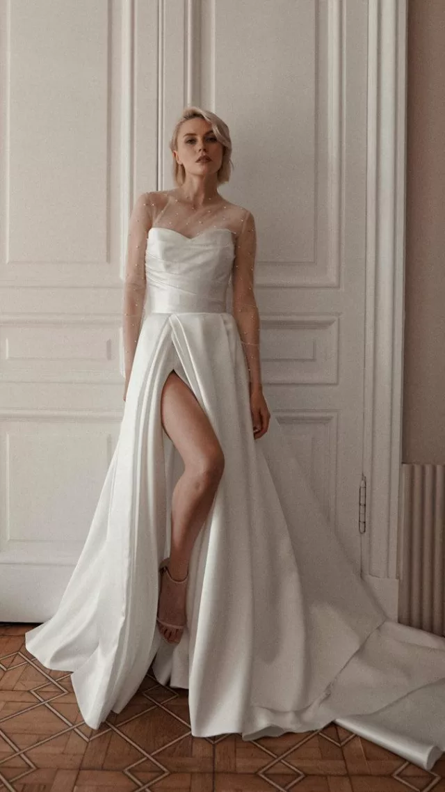 Mikado Wedding Dress Chloe With Front Slit Light Ivory
