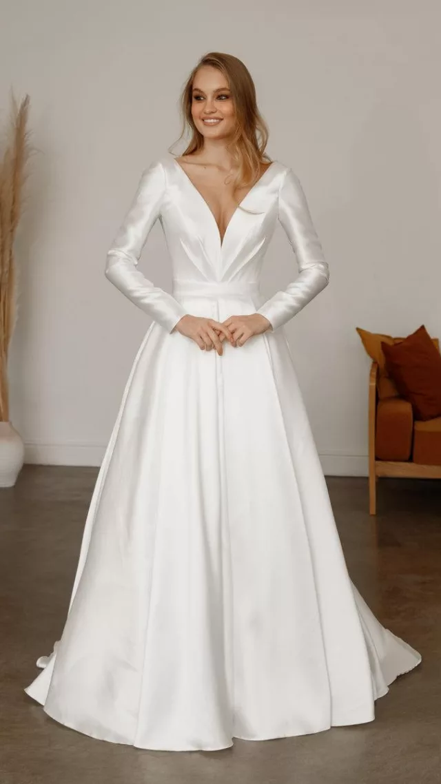 Mikado Wedding Dress Ester With Long Sleeves Light Ivory