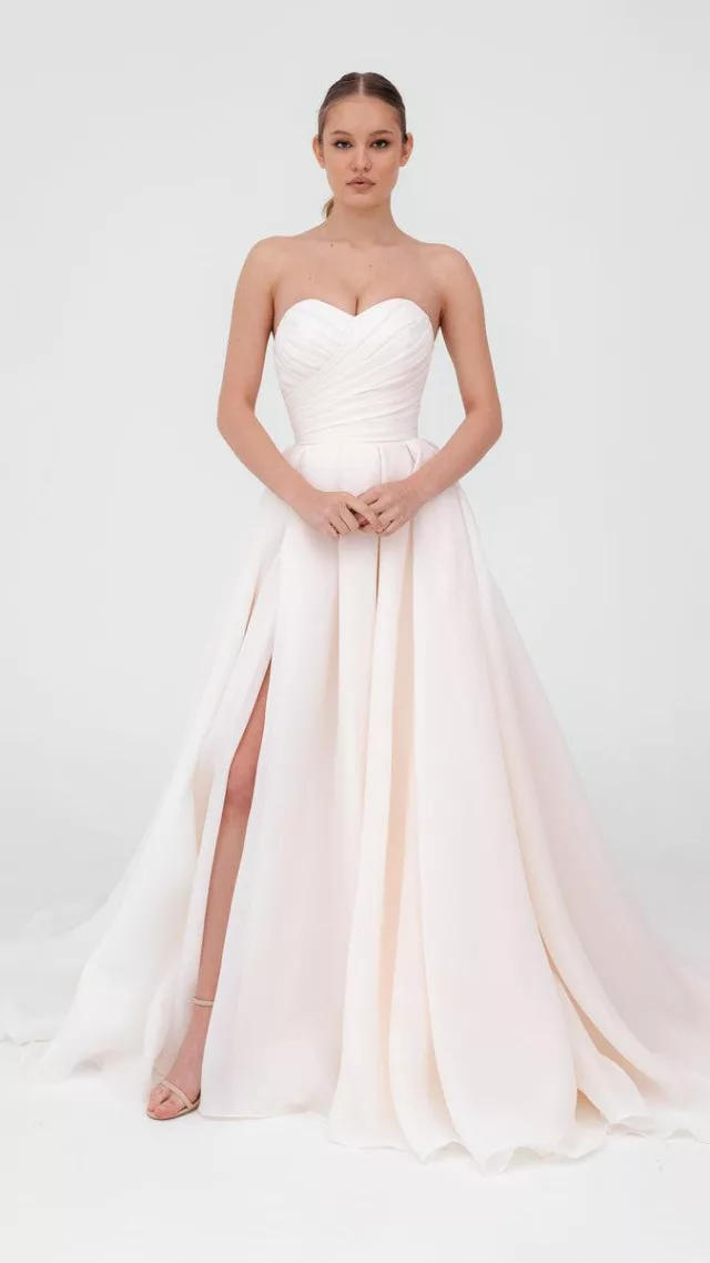 Sleeveless Wedding Dress Audrey Coral