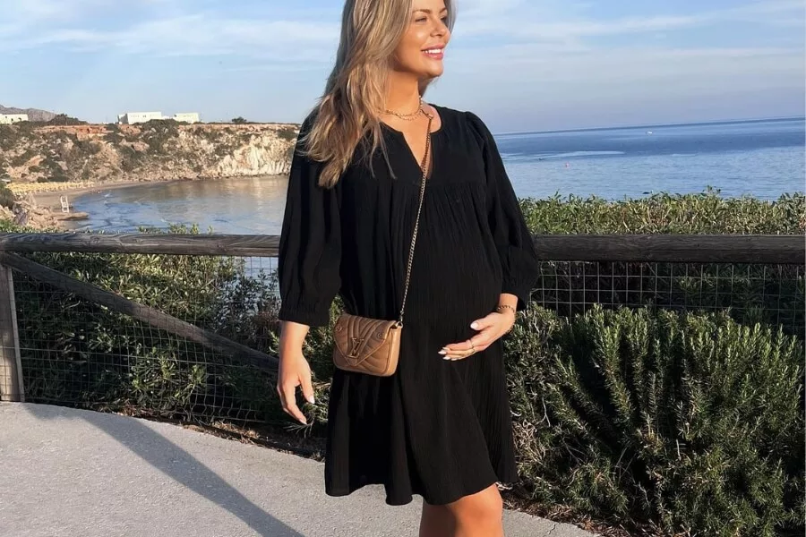 Cover Image for Best cotton dresses for a cool and comfy pregnancy