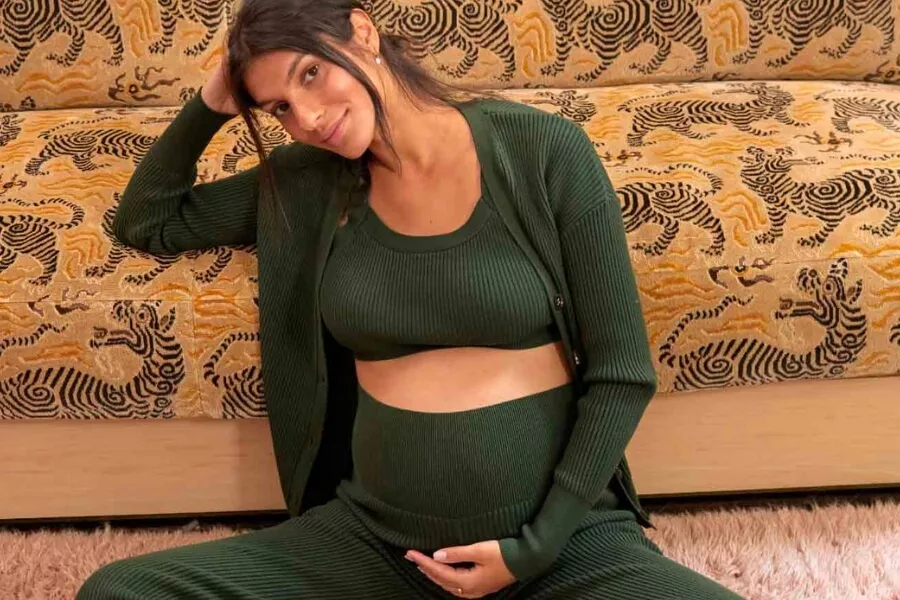 Cover Image for Best maternity sleep bras: A comprehensive guide for comfy pregnant sleeps