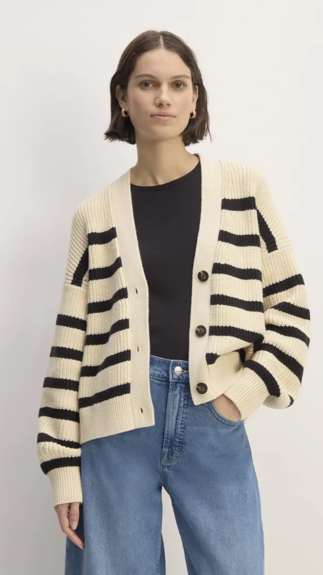 The Organic Cotton Relaxed Cardigan Canvas / Black