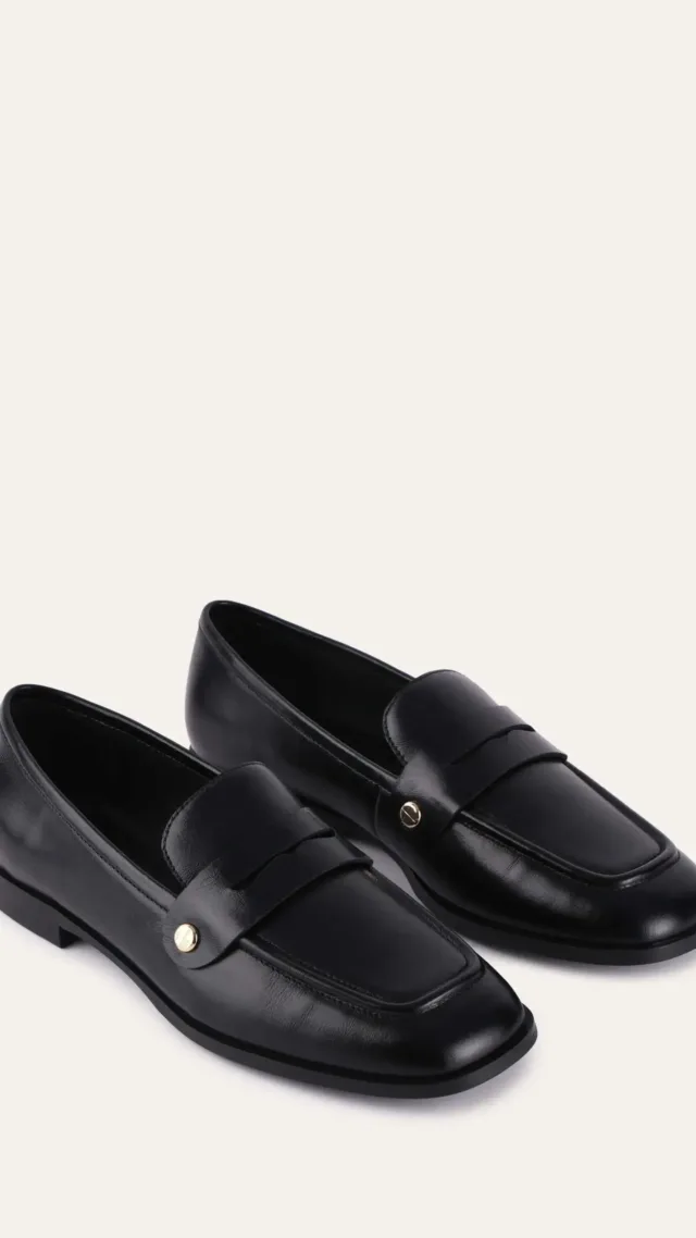 Izzy Loafers Black Leather