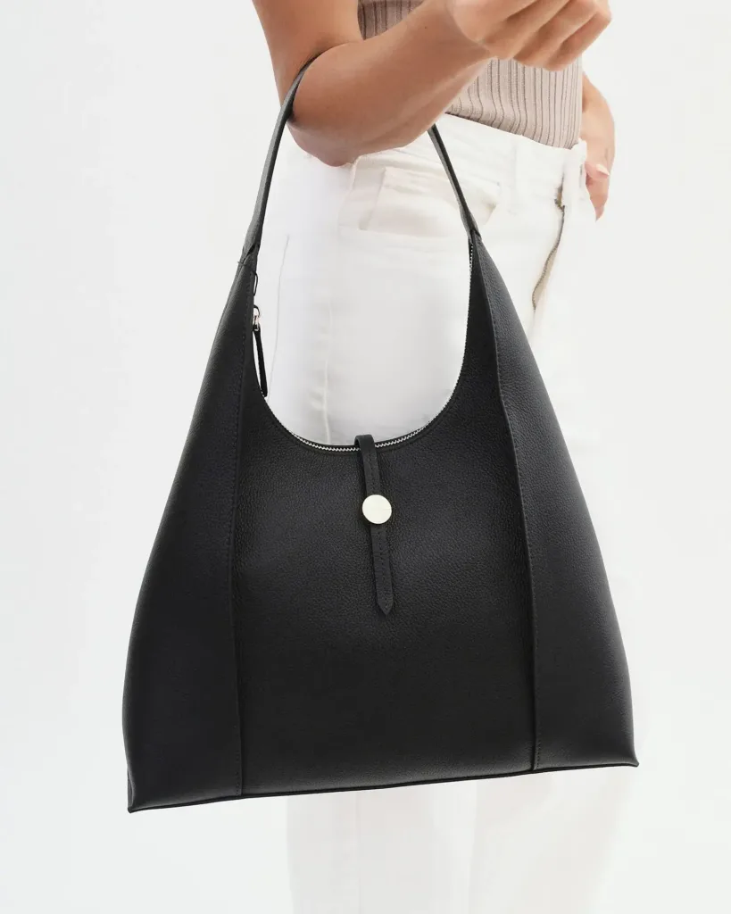 Vivienne Shoulder Bag Black Leather