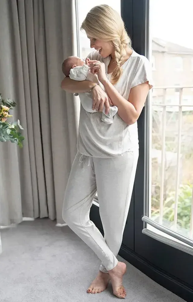 Ultra-Soft Maternity & Nursing Loungewear Set Gray