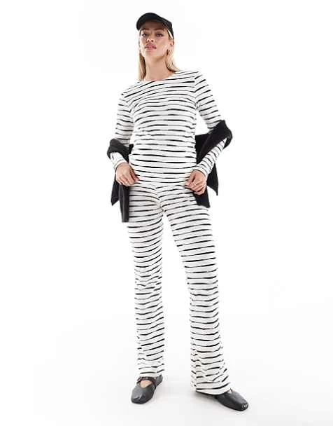 Mamalicious Maternity Ribbed Jersey Top And Ribbed Jersey Flares Set In Mono Spacedye