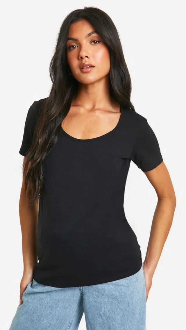 Black Maternity Basic Scoop Neck Short Sleeve T-Shirt