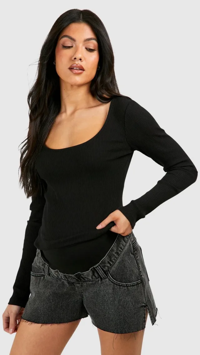 Black Maternity Raw Hem Jean Short