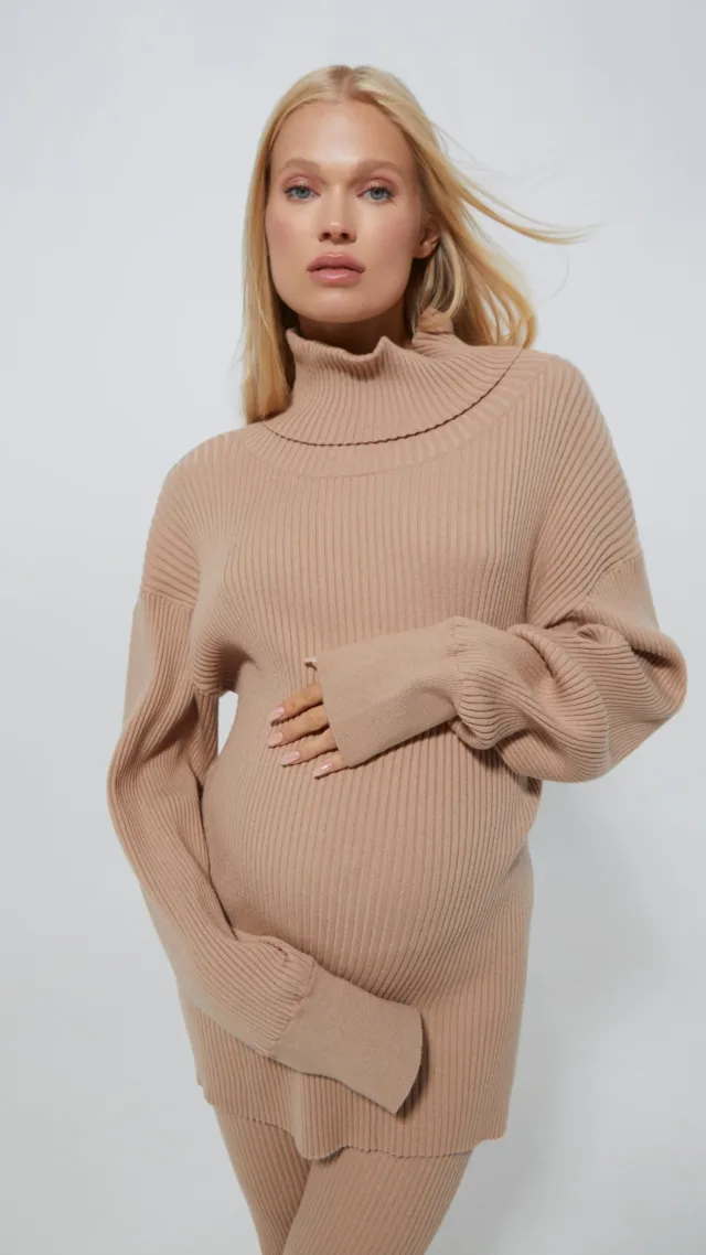 Cozy Knit Oversized Turtleneck Sweater