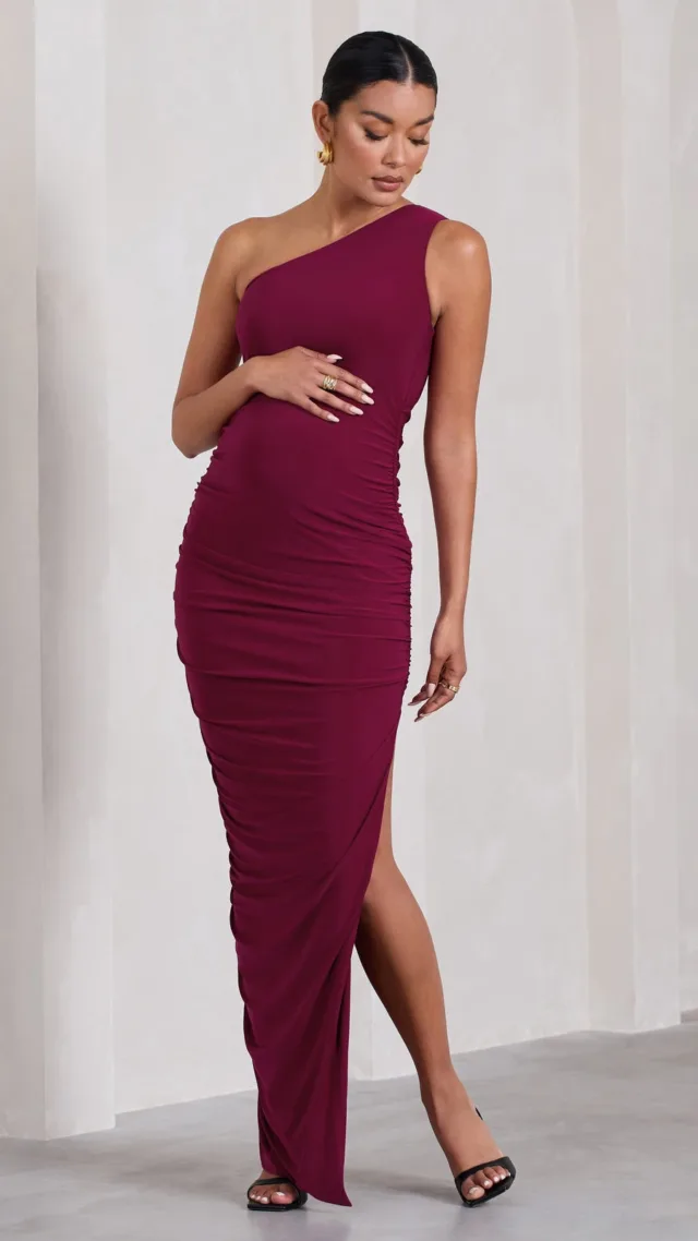 Berry One-Shoulder Side Split Ruched Maternity Maxi Dress