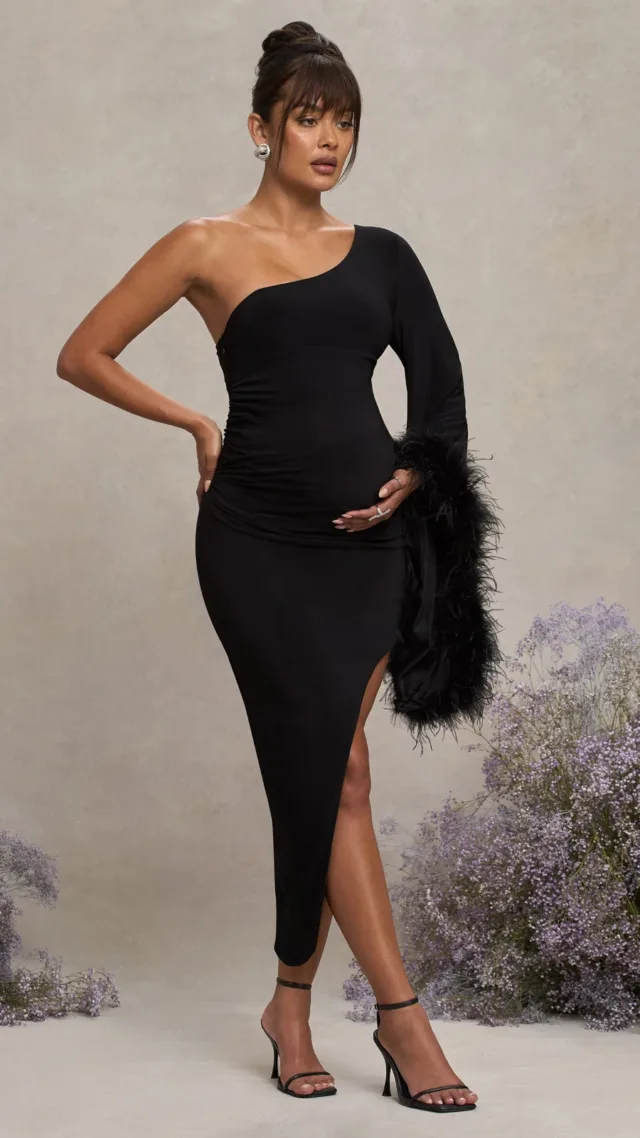 Black Asymmetric One-Sleeved Maternity Maxi Dress With Feathers