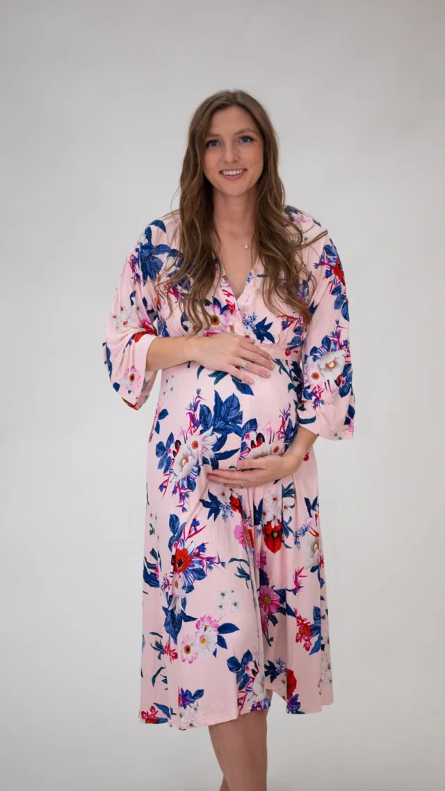 Amelia Labor & Postpartum Gown In Blush Floral