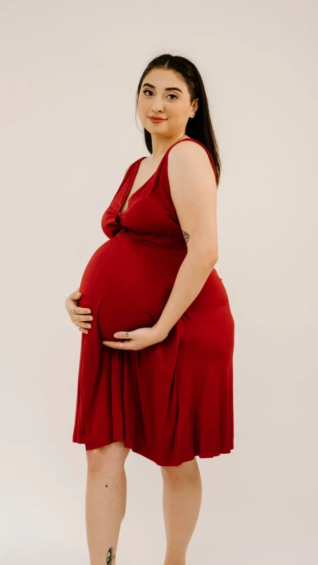 Juliet Labor & Postpartum Gown In Crimson