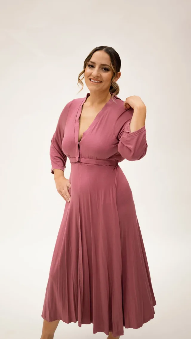 Lila Labor & Postpartum Gown In Dusty Rose