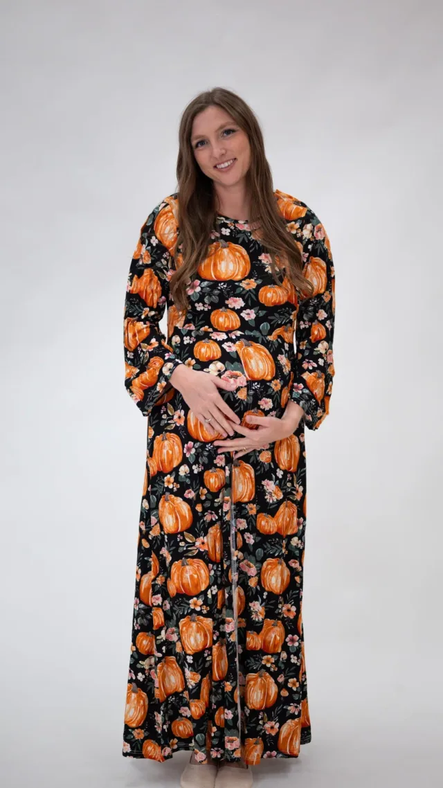 Nadia Labor & Postpartum Gown In Harvest Floral