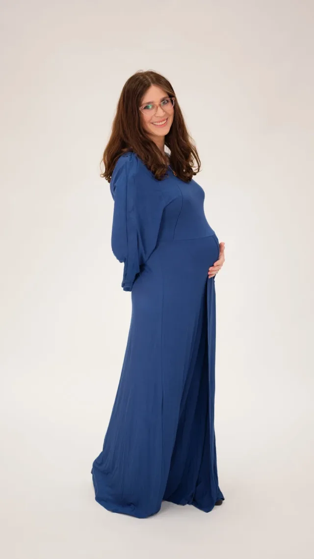 Nadia Labor & Postpartum Gown In Midnight Blue