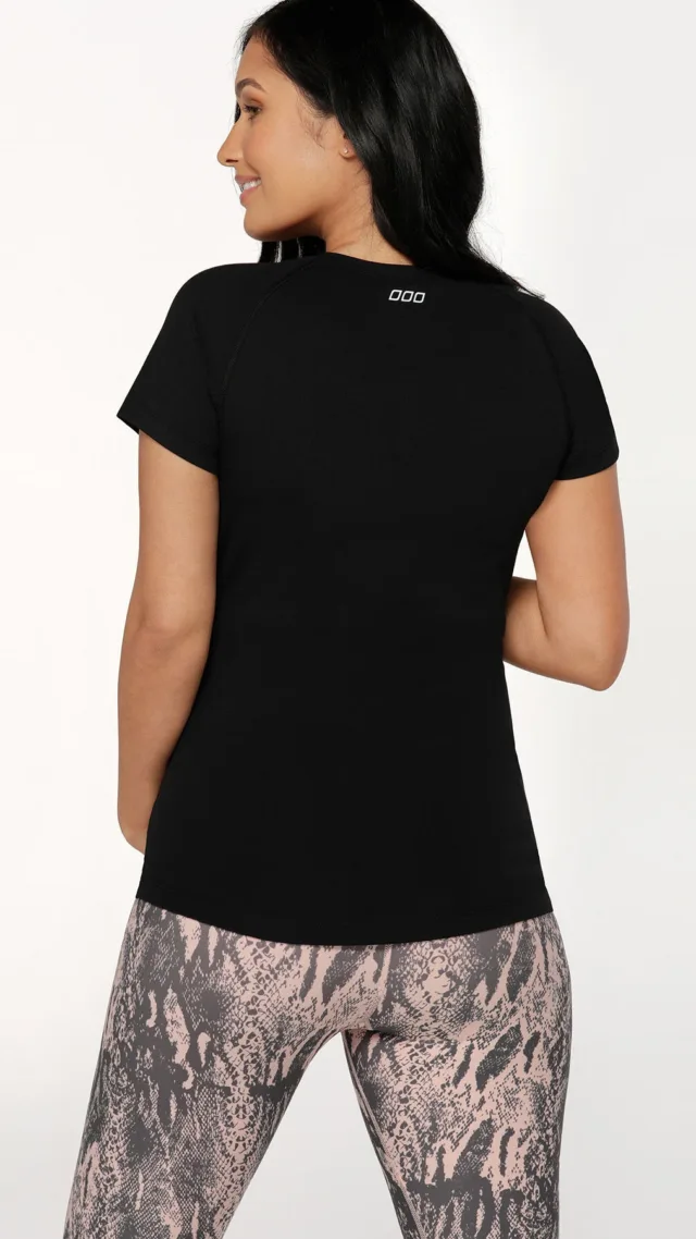 Lj Active Feeding Tee