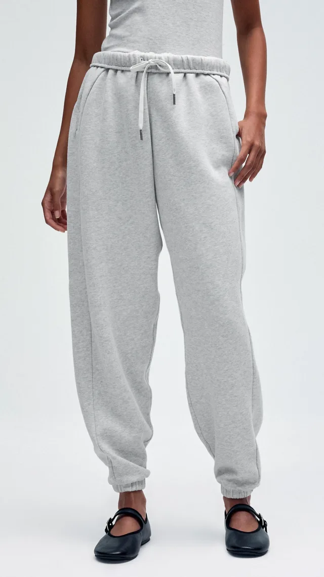 Scuba Mid-Rise Oversized Jogger  Short