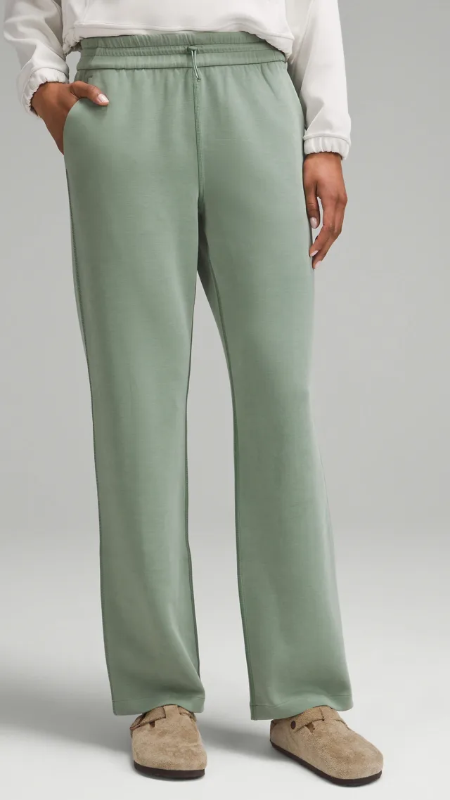 Softstreme High-Rise Pant  Regular