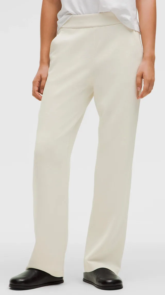 Softstreme High-Rise Straight-Leg Pant  Regular