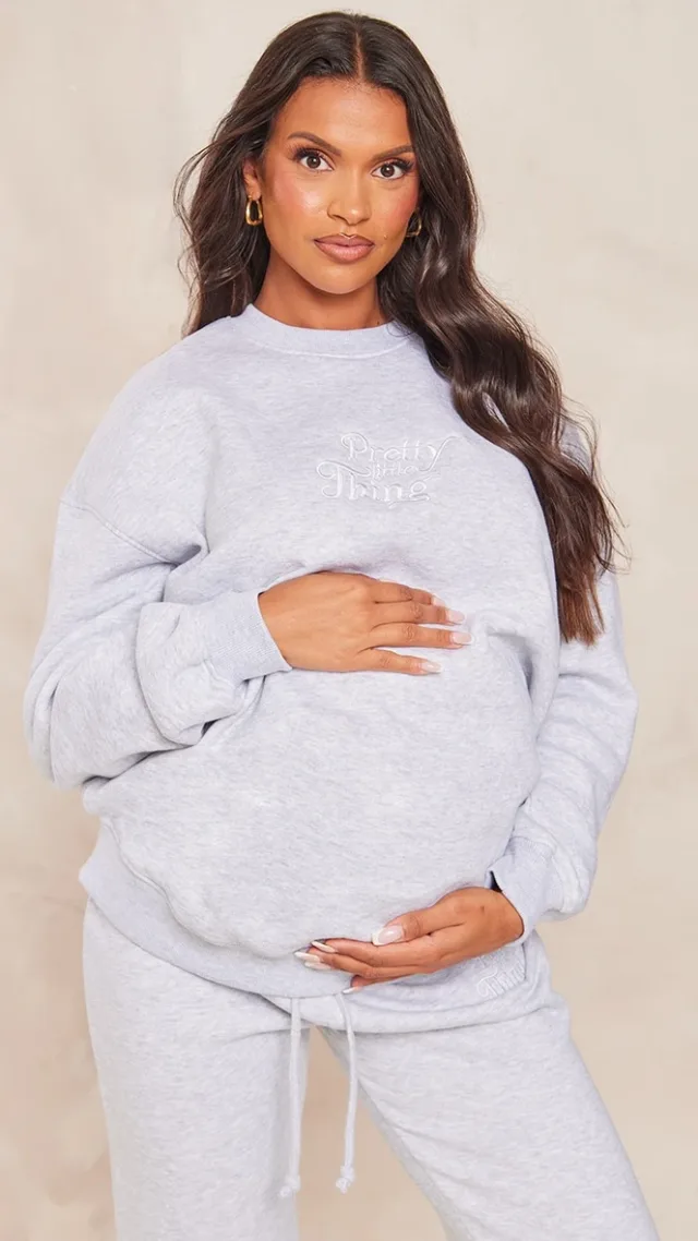 Prettylittlething Maternity Ash Grey Embroidered Oversized Sweatshirt