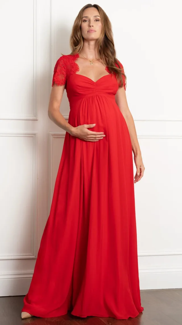 Aldari | Maxi Maternity Dress With Lace Sleeve