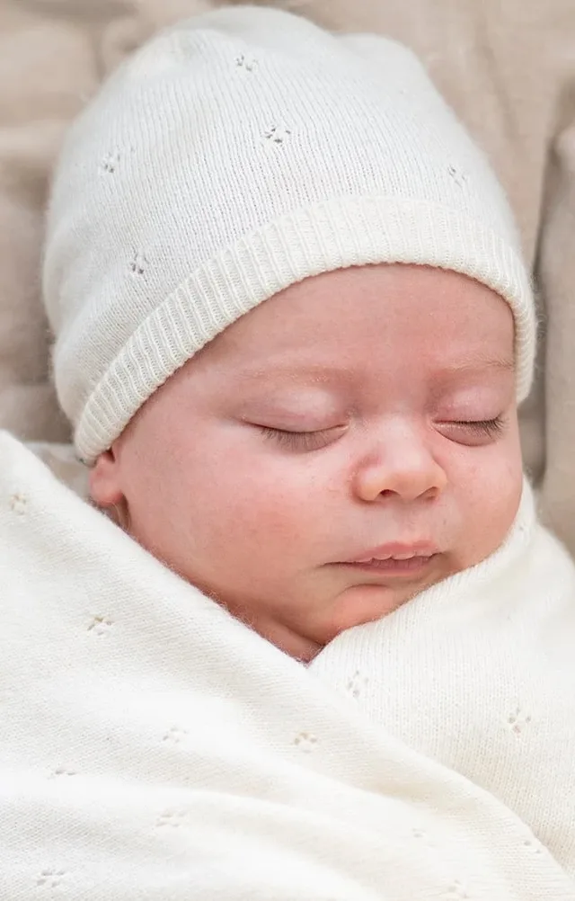 Bobbina | Mini Cotton & Cashmere Ivory White Knitted Baby Hat