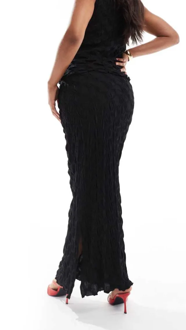 Mamalicious Maternity 3D Textured Maxi Skirt In Black - Part Of A Set