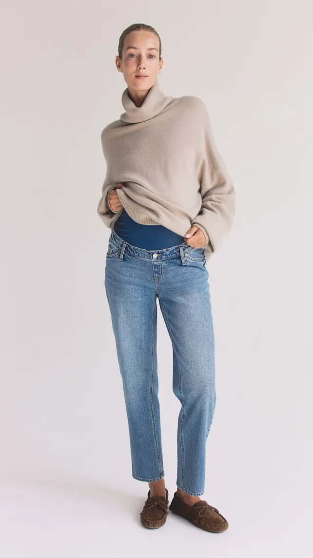 Mama Straight Ankle Jeans