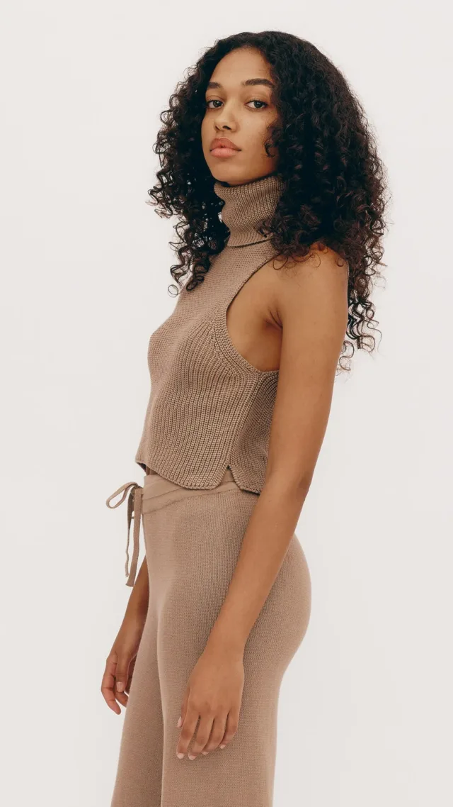 True Knit Sleeveless Turtleneck