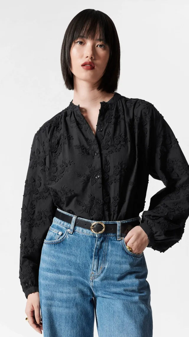 Voluminous Floral-Appliqué Blouse