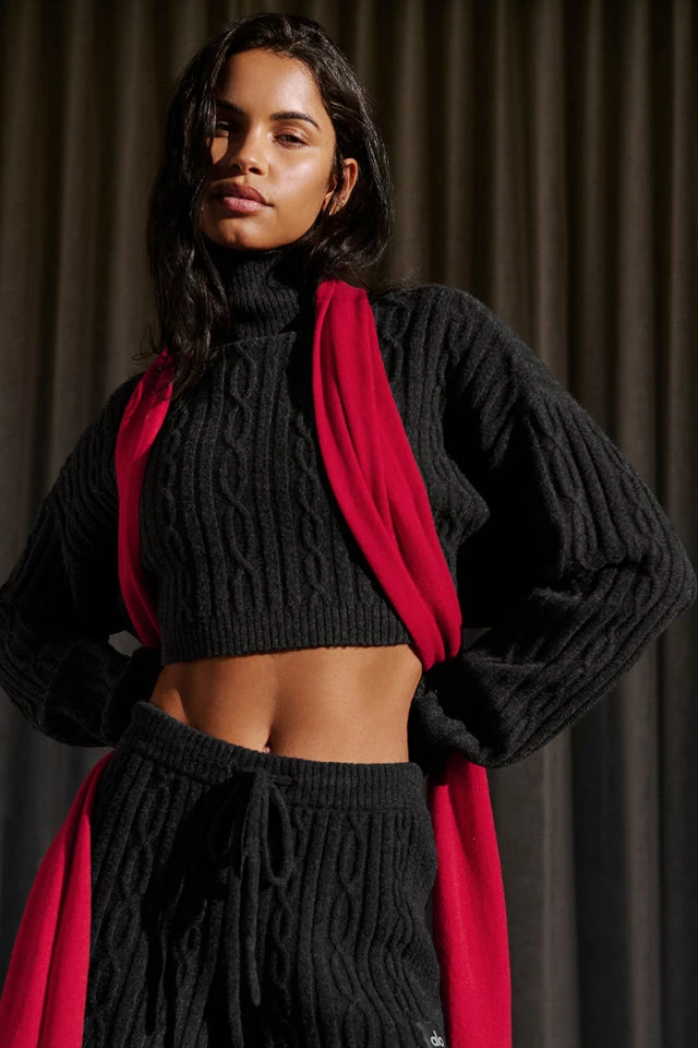 Cable Knit Cropped Winter Bliss Turtleneck Long Sleeve