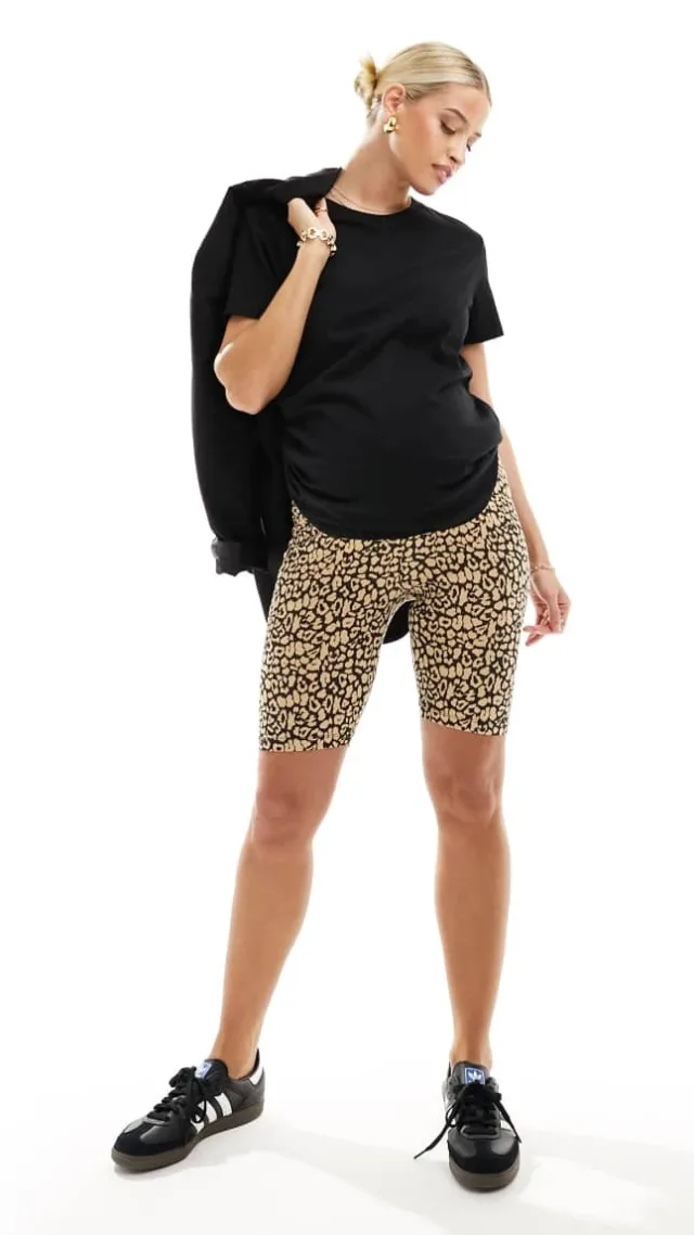 Mamalicious 2 Pack Over The Bump Legging Shorts In Black And Leopard