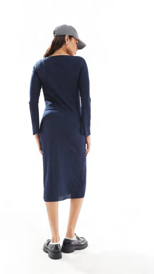 Mamalicious Maternity Long Sleeve Plisse Midi Dress In Navy