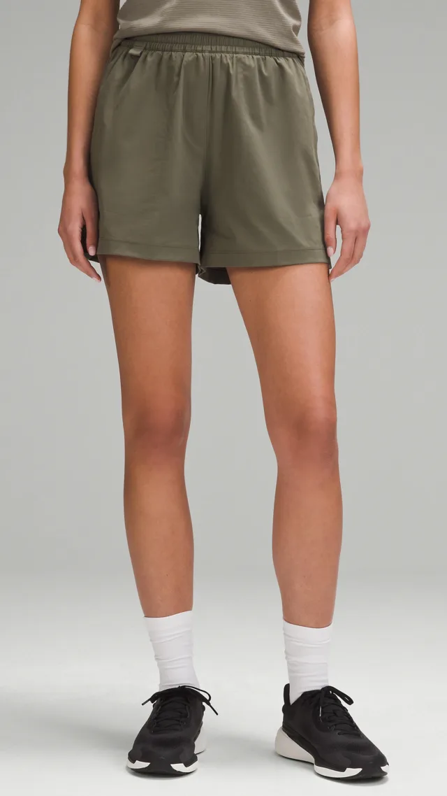 Lightweight High-Rise Hiking Short 4"