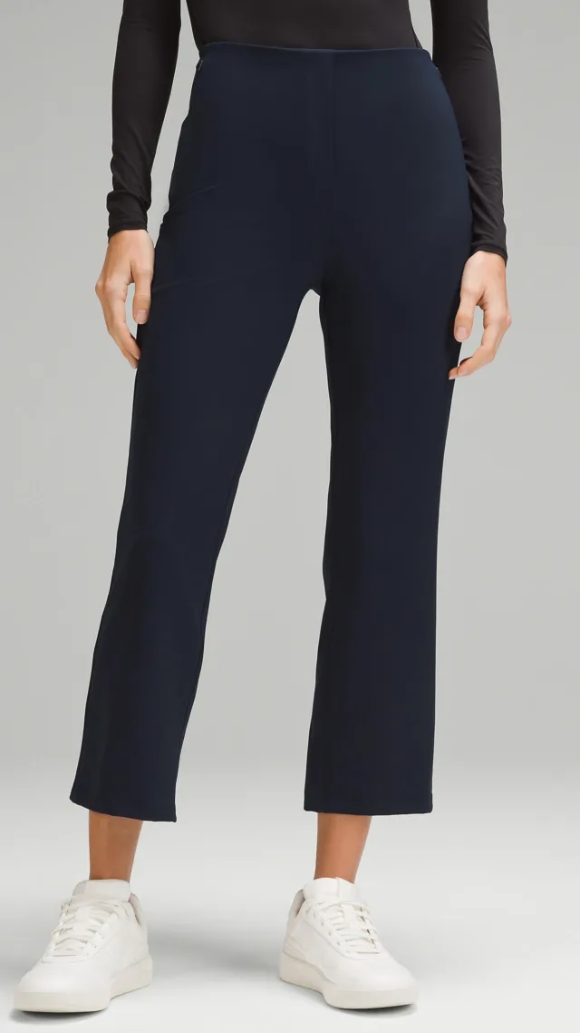 Smooth Fit Pull-On High-Rise Cropped Pant