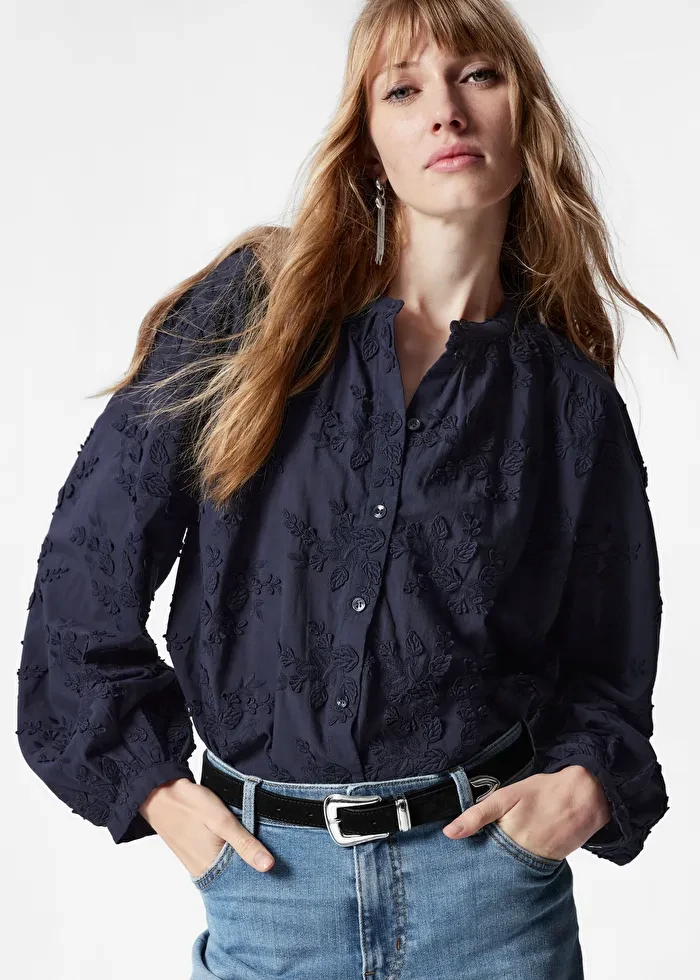 Voluminous Floral-Appliqué Blouse
