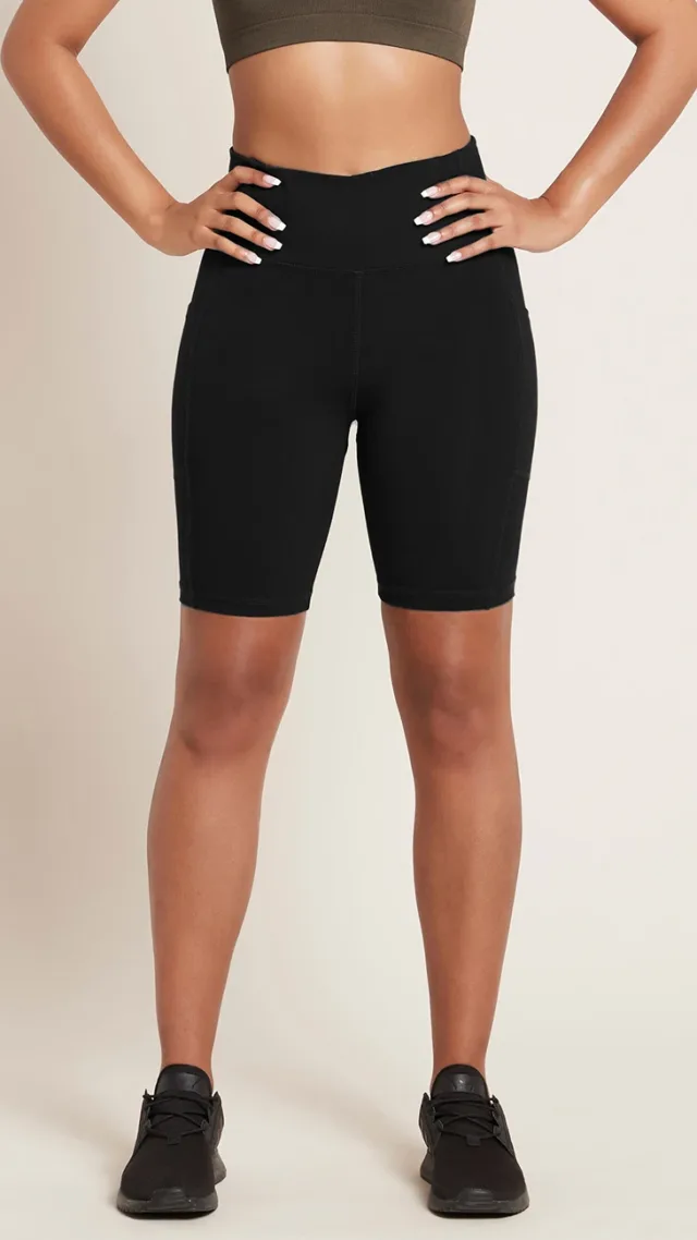 Motivate 8" High-Waist Shorts