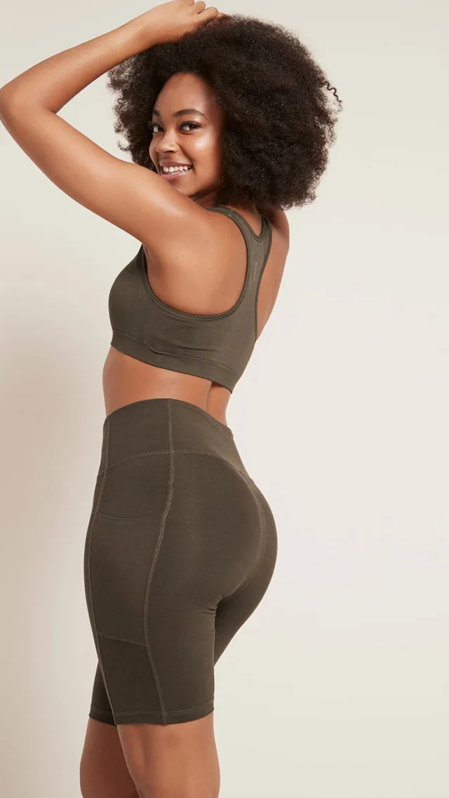 Motivate 8" High-Waist Shorts