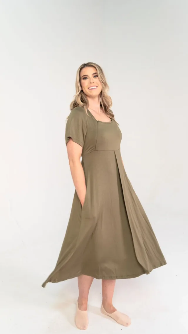 Cassidy Labor & Postpartum Gown Sage