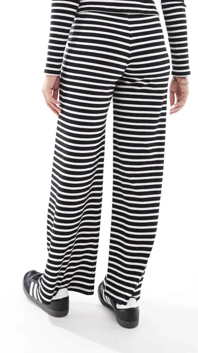 Mamalicious Maternity Wide Leg Jersey Pants In Mono Stripe - Part Of A Set