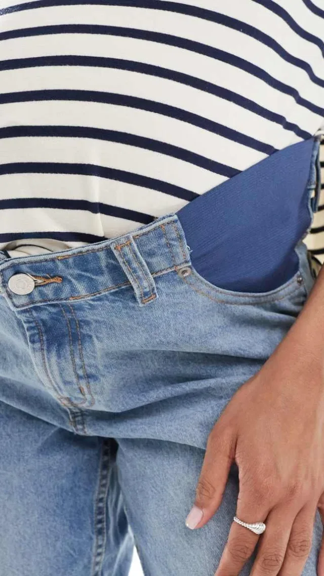 Asos Design Maternity High Rise Relaxed Mom Jeans In Pale