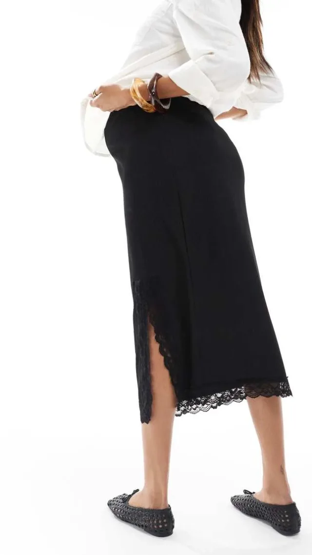 Mamalicious Jersey Maxi Skirt With Side Split And Lace Trim In Black