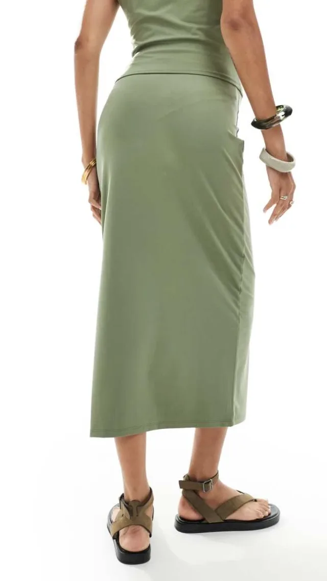 Mamalicious Jersey Midi Skirt With Size Split Detail In Lichen Green - Part Of A Set