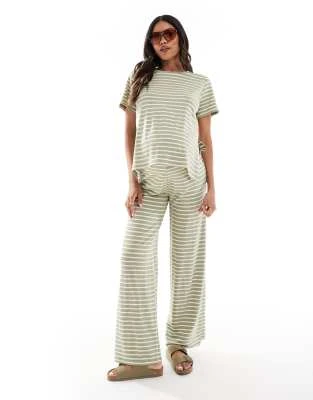 Mamalicious Maternity T-Shirt And Wide Leg Jersey Pants Set In Khaki Stripes